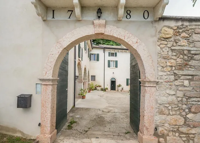 1780 Apartman