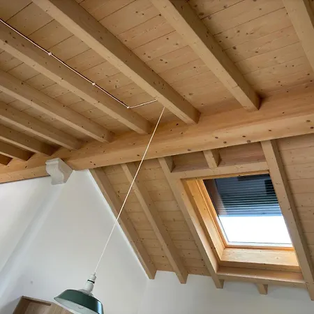 1780 Lejlighed Caprino Veronese